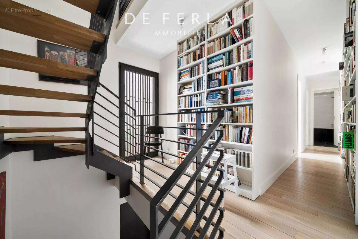 Maison à PARIS-14E