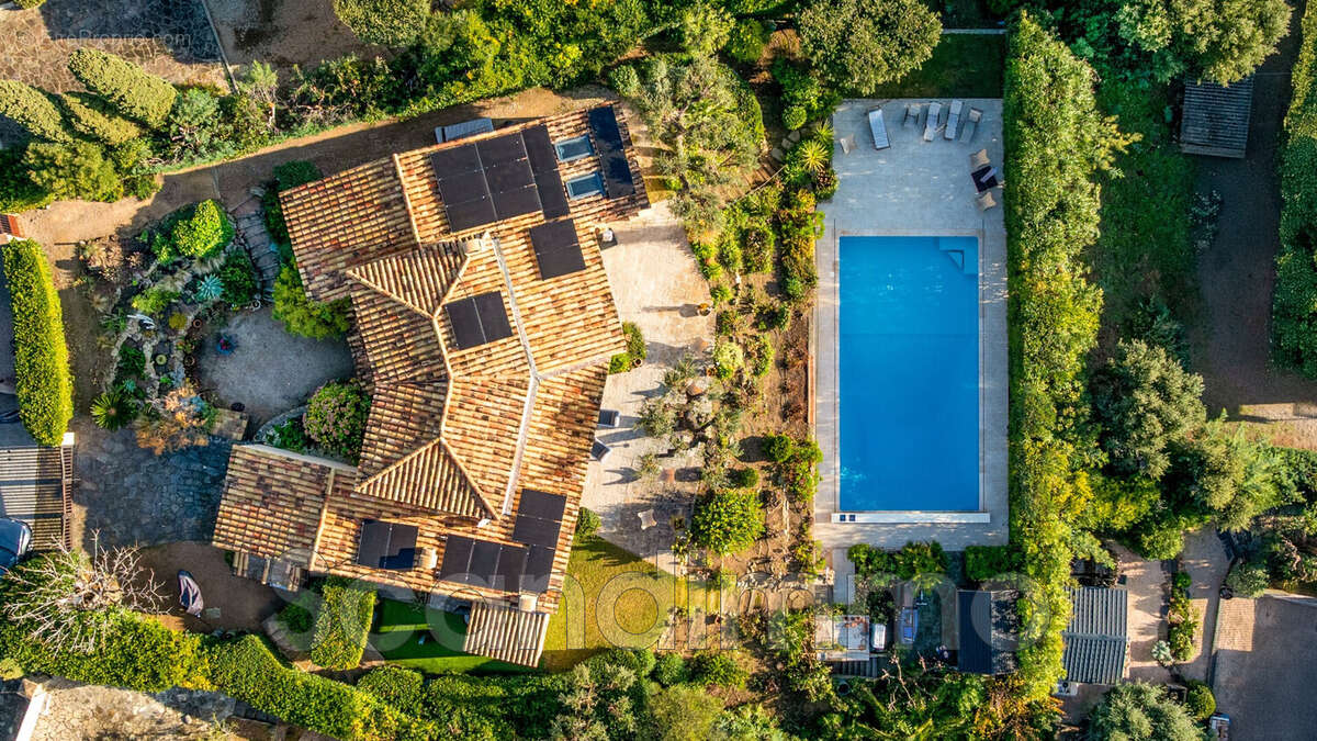 Maison à CAVALAIRE-SUR-MER