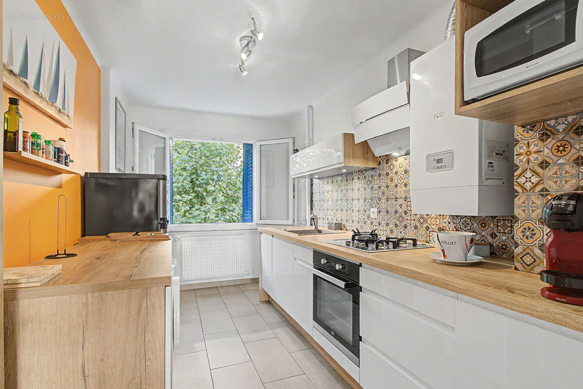 ANNECY CENTRE   T3 de 64 m2 avec balcon - photo 4