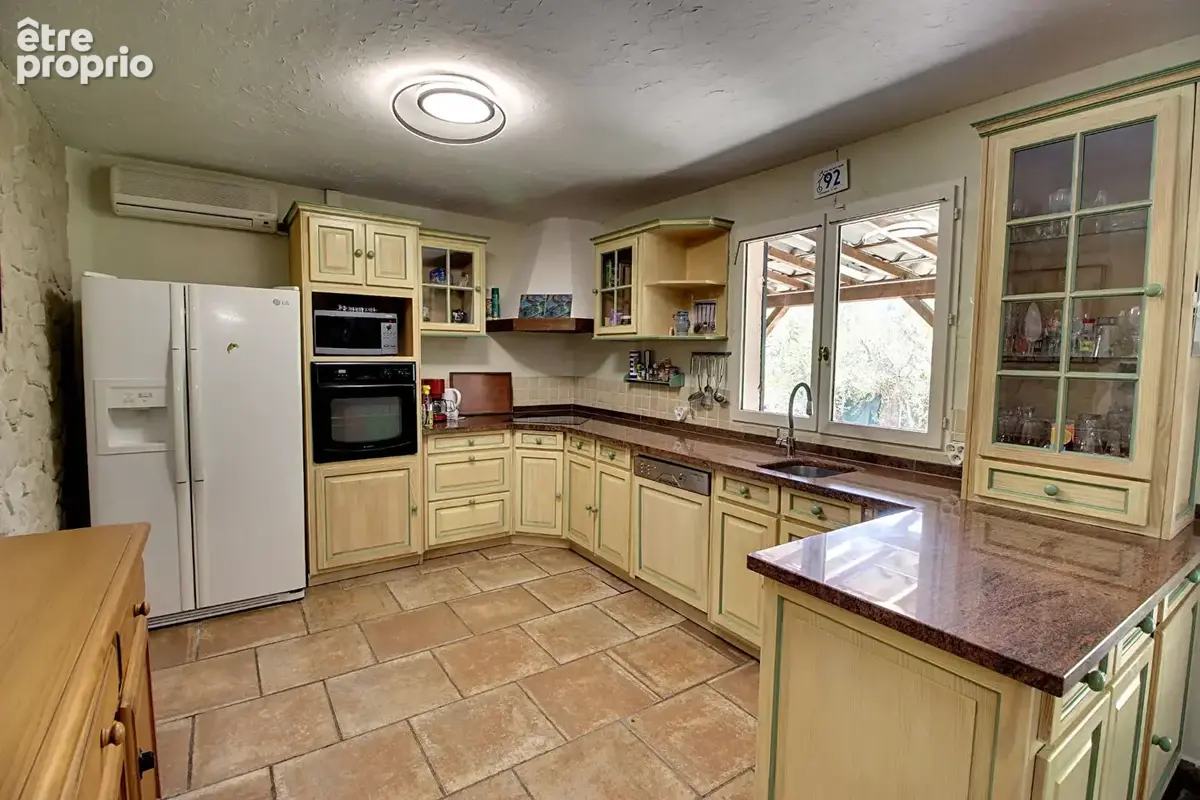 A VENDRE EN ECLUSIVITÉ Maison Sillans La Cascade 5 pièces 138 m2 - photo 4