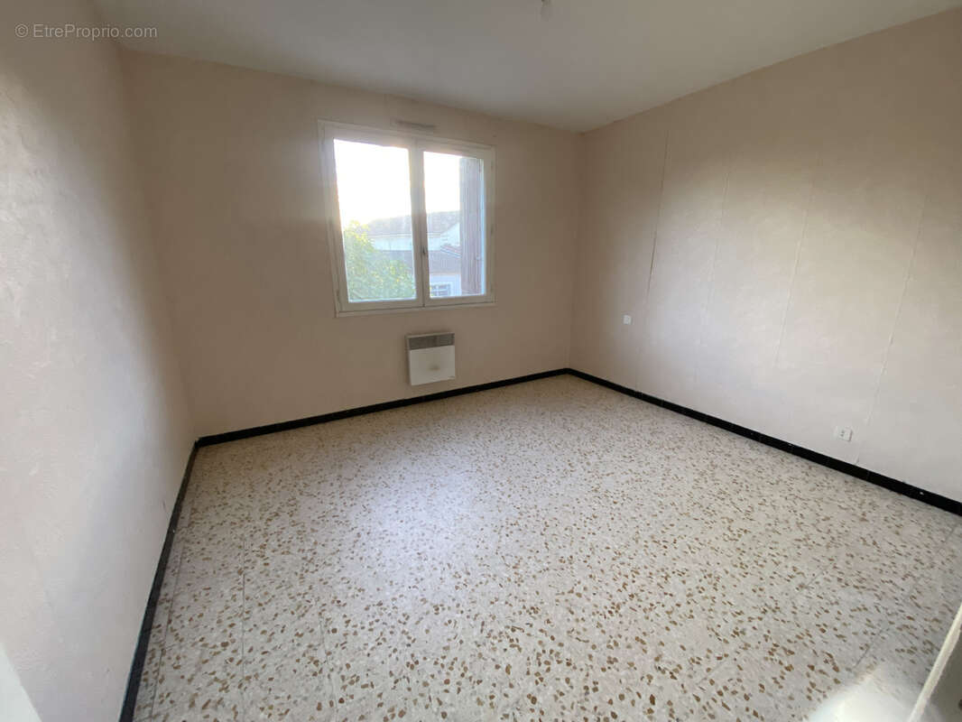 Appartement à SAINT-PRIVAT-DES-VIEUX