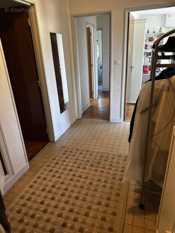 Appartement T4 rue Lavoisier à Blois - photo 5