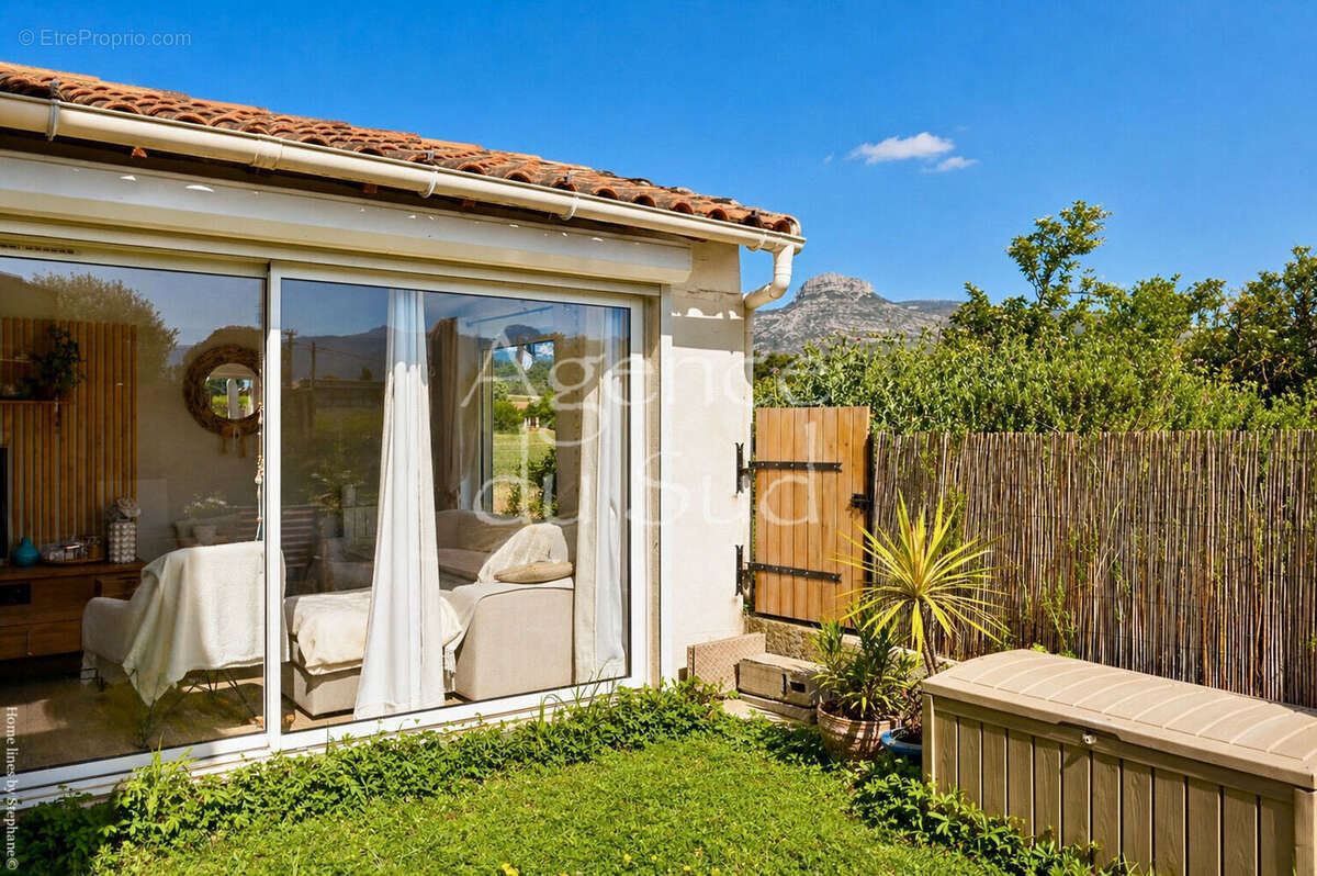 Coup de coeur à Aubagne : Maison lumineuse avec jardin au calme - photo 13