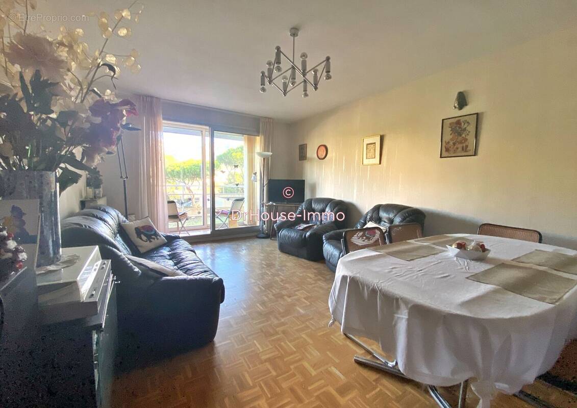 Appartement à MARSEILLE-9E