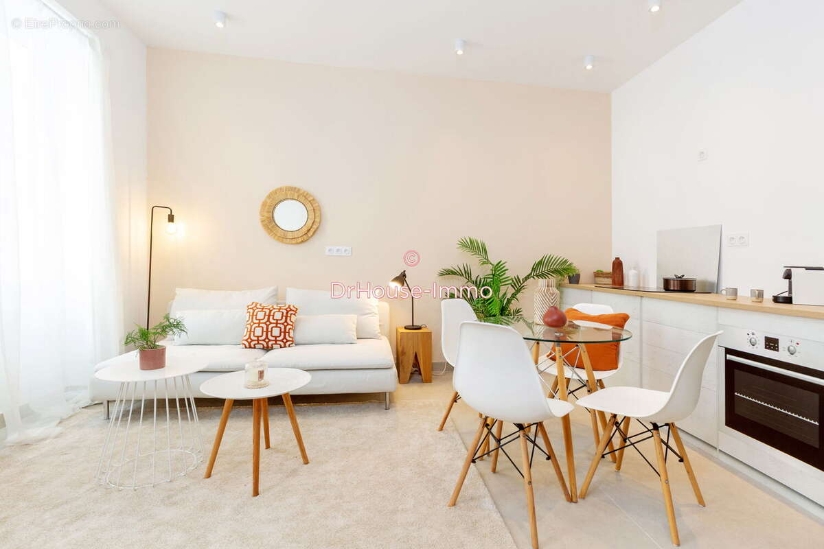 Appartement à MARSEILLE-8E