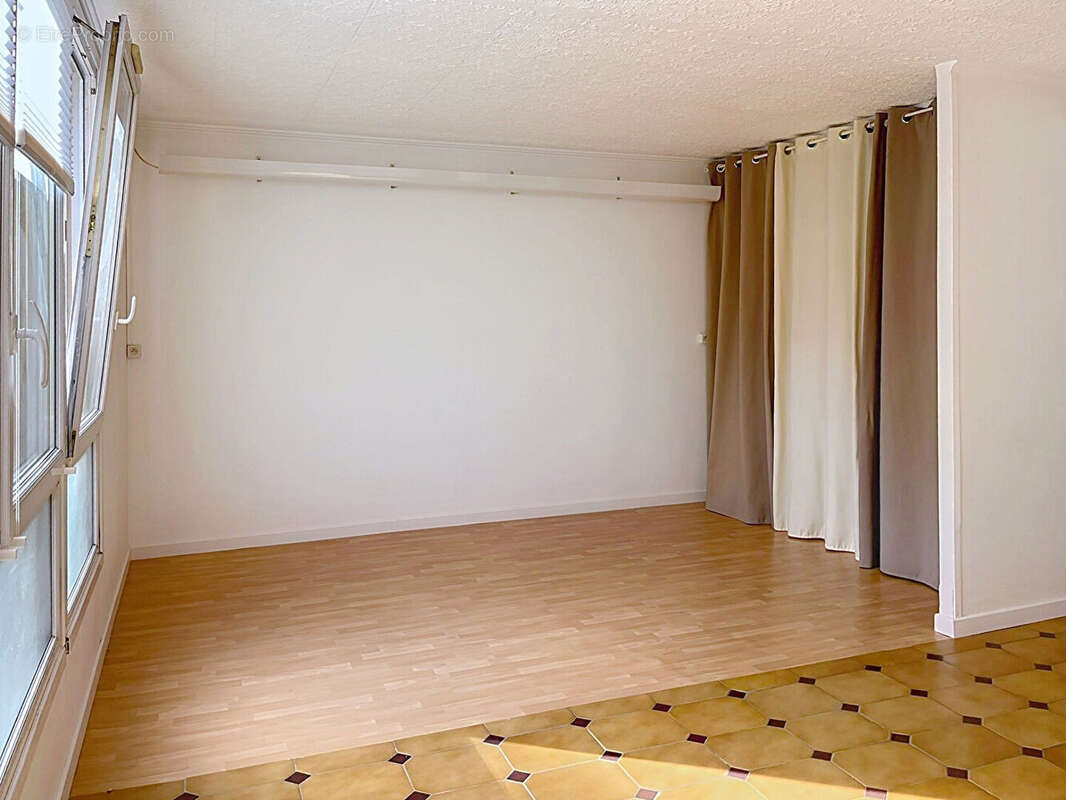 Appartement à LIVRY-GARGAN