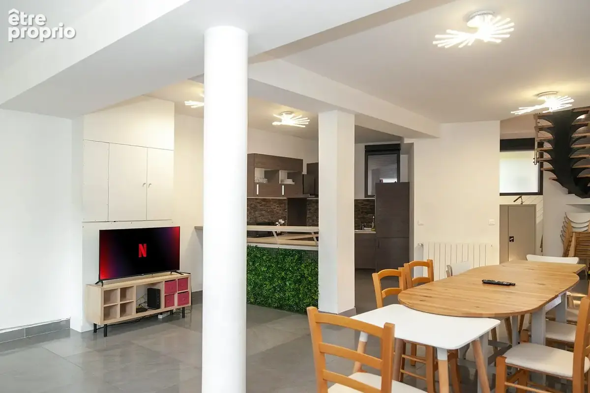 Maison 6 pièces 170 m² à vendre à Les Lilas (93260) - photo 2