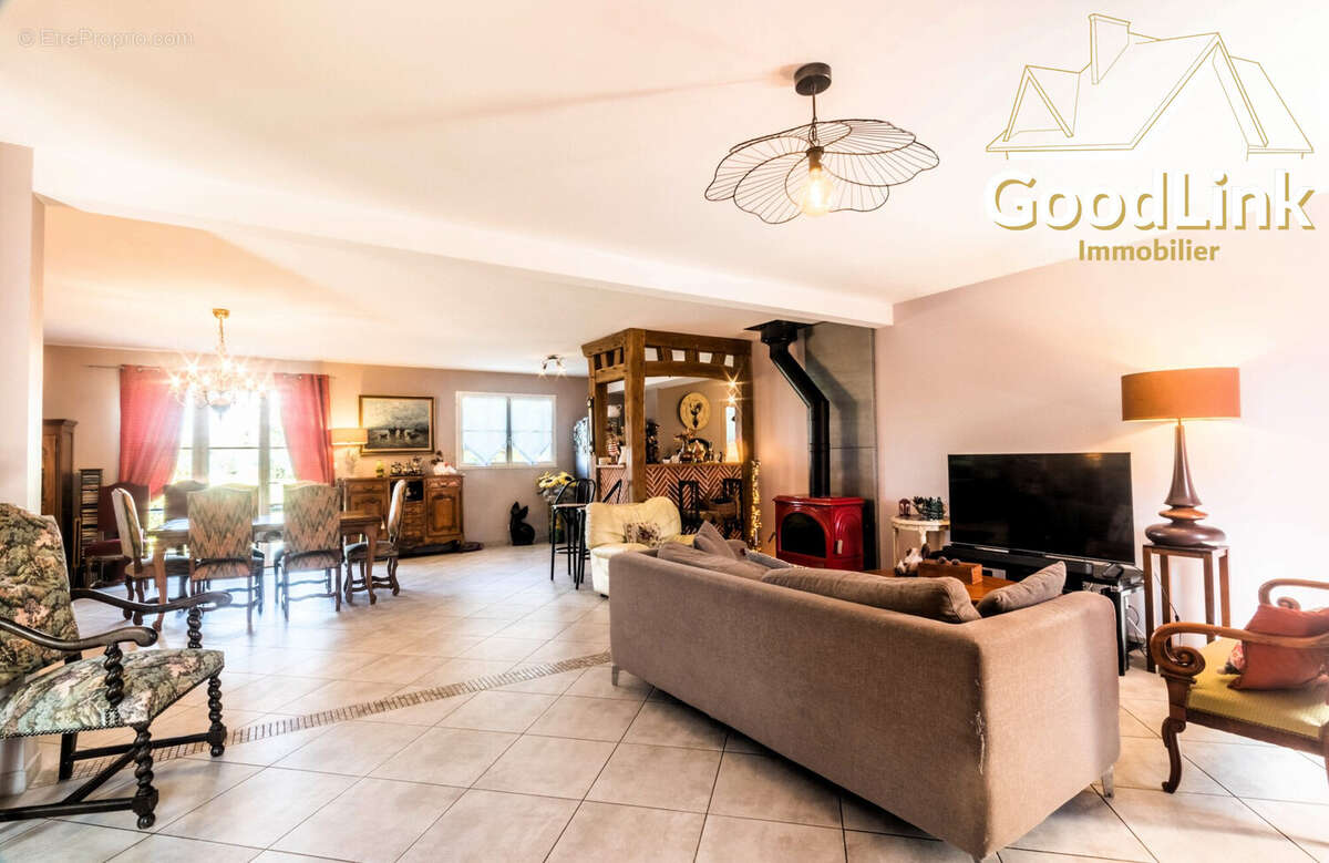 Maison à MOIGNY-SUR-ECOLE