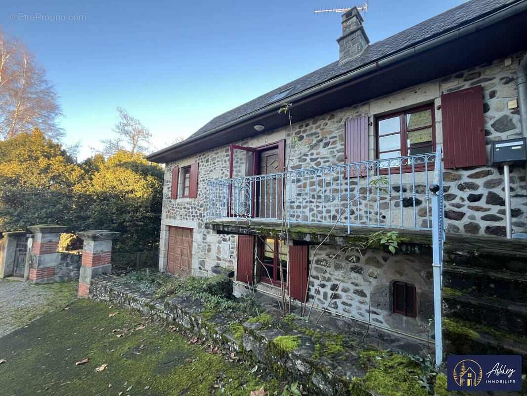 Maison 5 pièces SAIGNES - Maison à SAIGNES