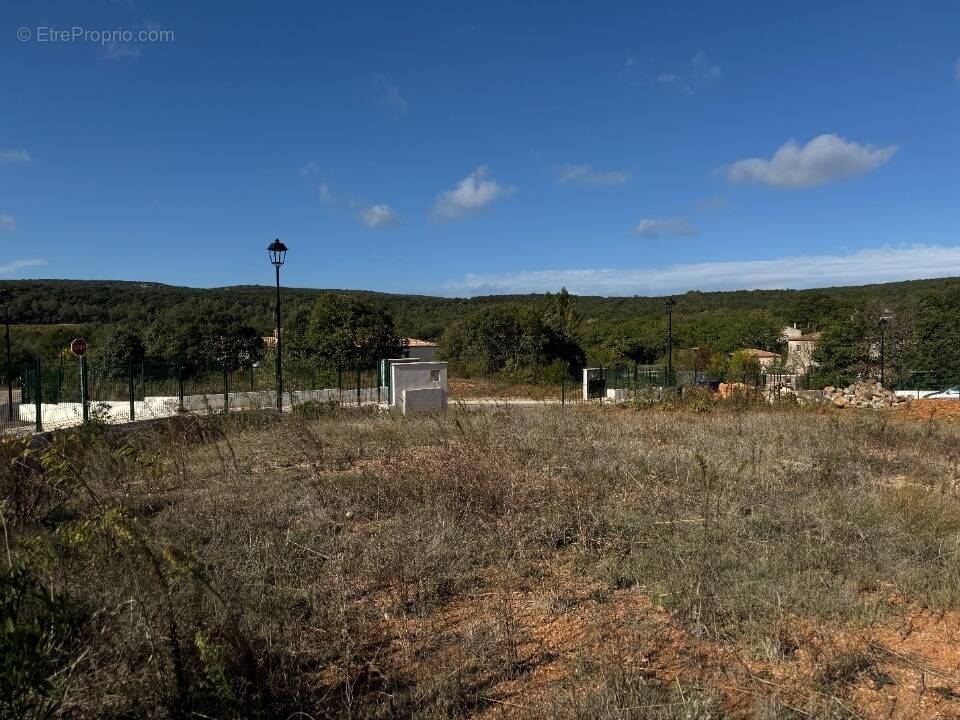 Terrain à MURLES