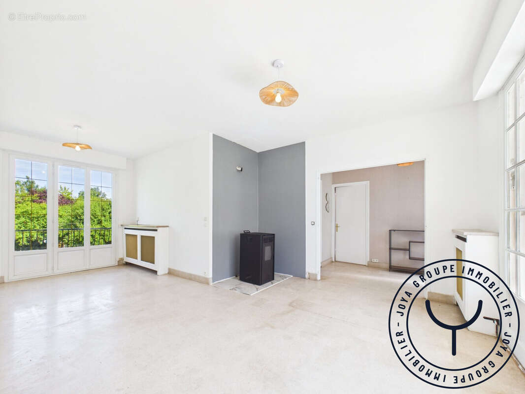 Maison 71 m² à Mesnil-Saint-Pere  - photo 5