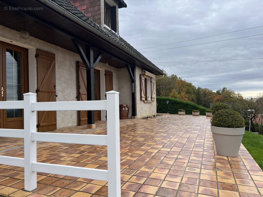 Maison à PARIGNY-LES-VAUX