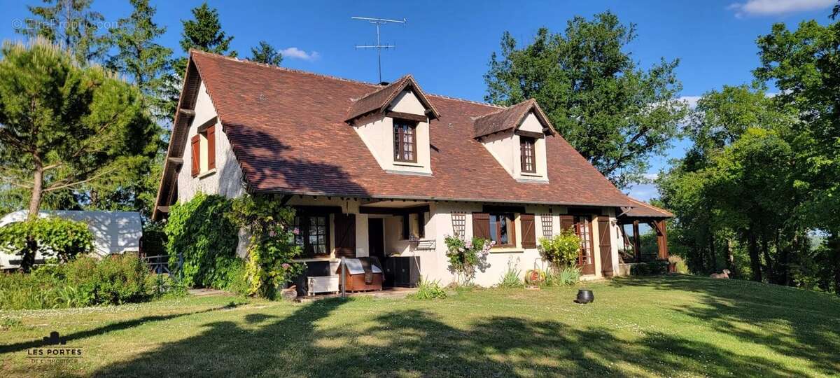 Maison à PRUNAY-SUR-ESSONNE