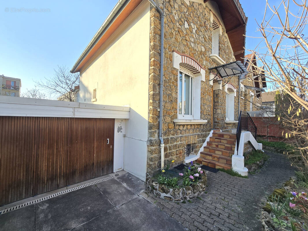 Maison à BONDY
