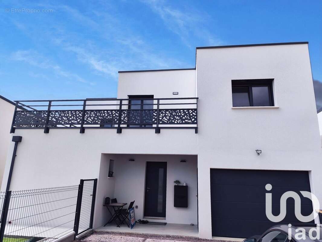 Photo 9 - Maison à FRENOUVILLE
