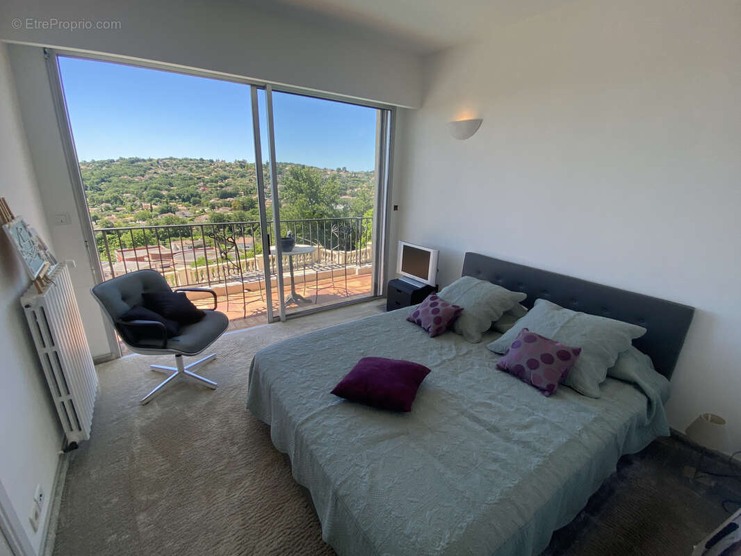 Maison à SAINT-JEANNET