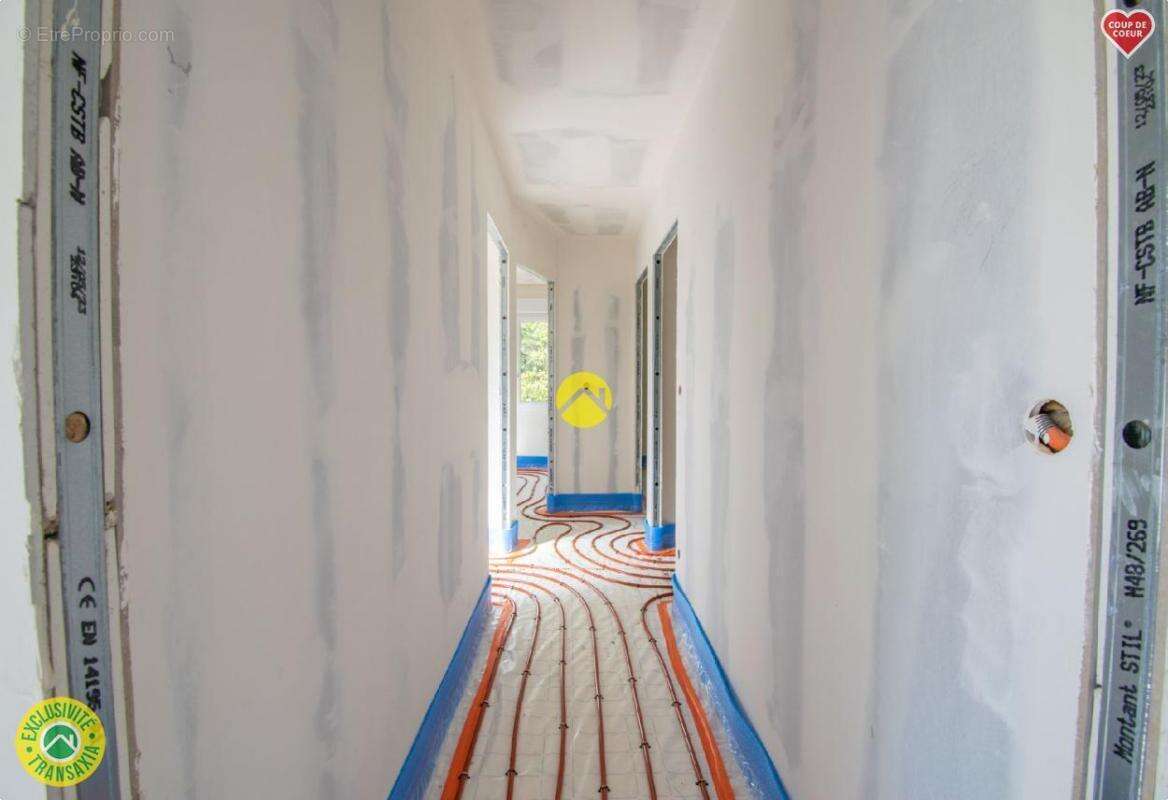 Maison à LE BUISSON-DE-CADOUIN