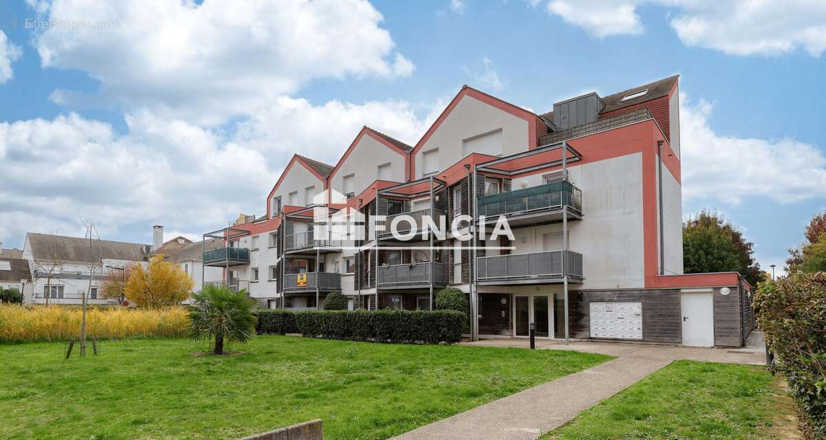 Appartement à SAINT-PIERRE-DU-PERRAY