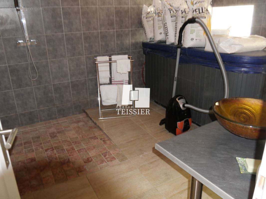 Maison à SAINT-AMBROIX