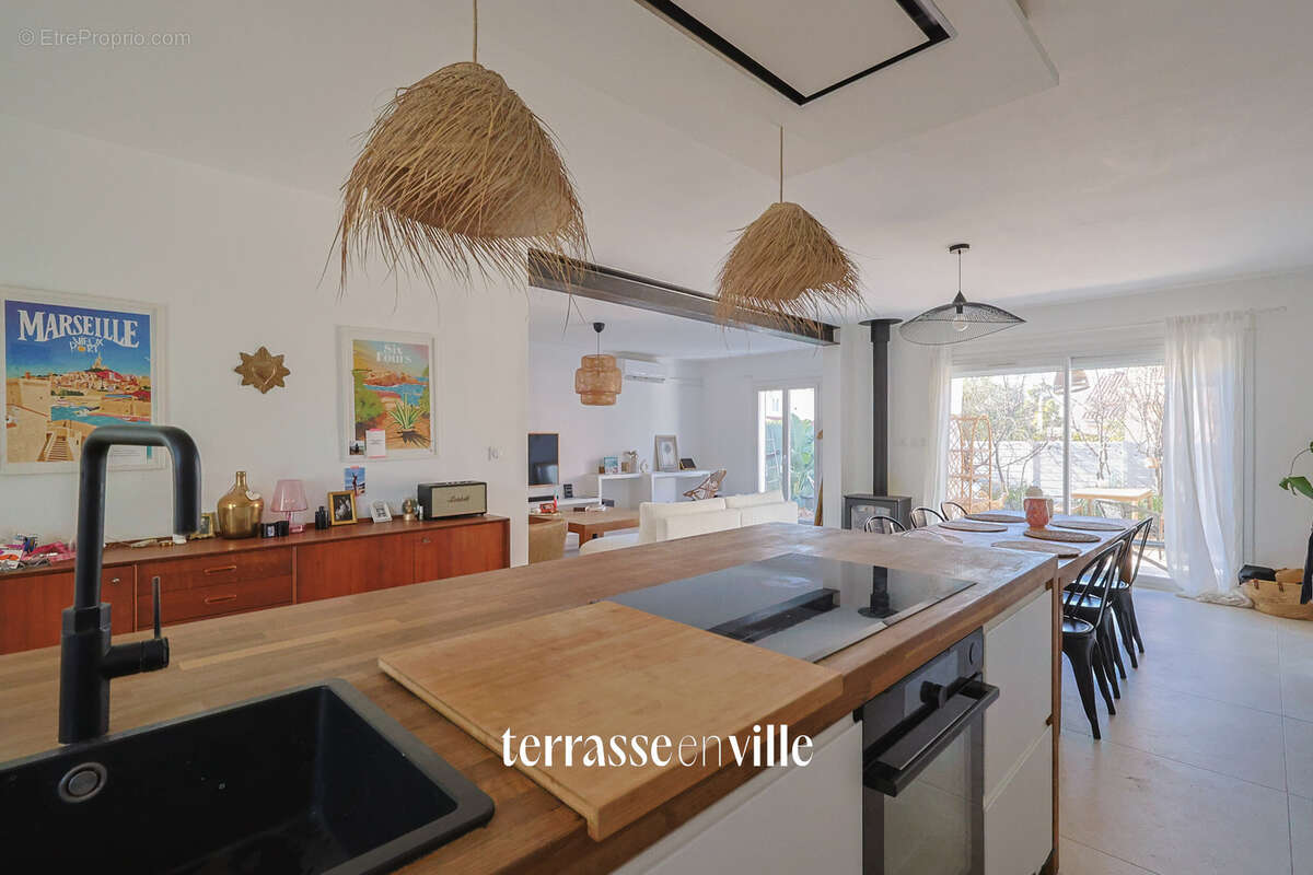 Maison à SIX-FOURS-LES-PLAGES