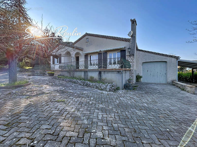 Maison à BOURG-SAINT-ANDEOL