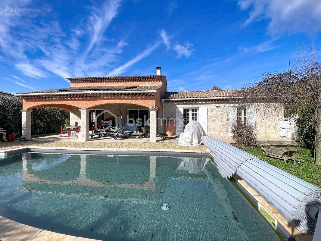 Maison à PIERREVERT
