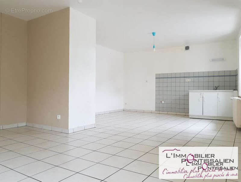Appartement à BONNEVAUX