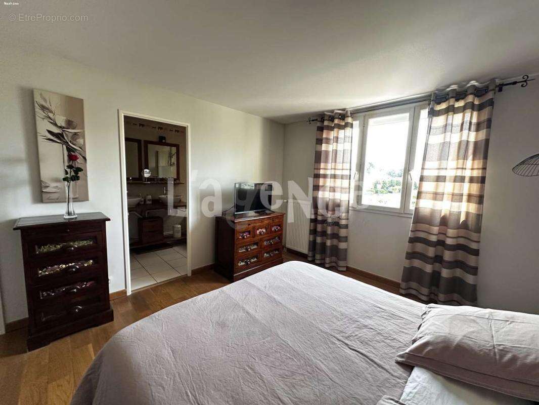 Maison à CLAYE-SOUILLY