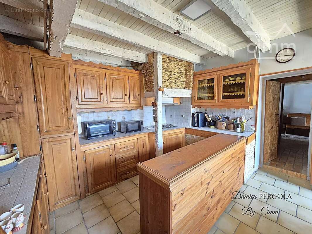 Maison à THONAC