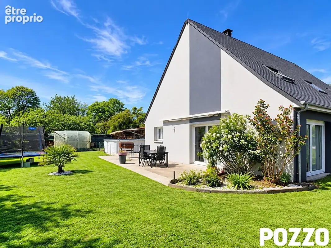 A Vendre - Saint James  - Maison 6 pièce(s) 154 m² - photo 13