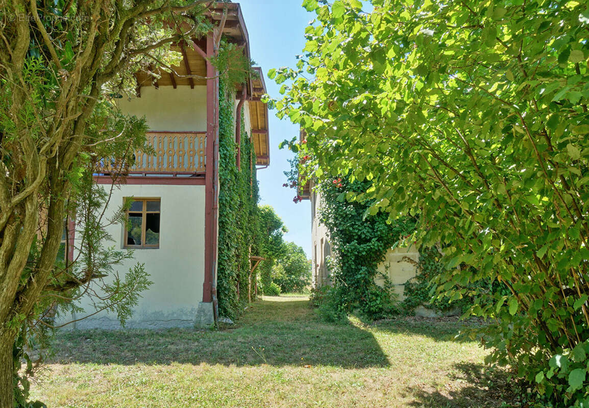 Maison à QUINSAC