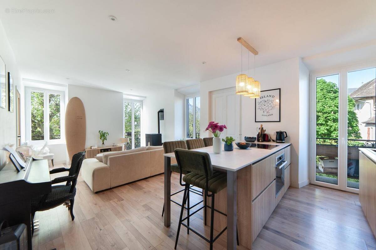 Photo 1 - Appartement à BRISON-SAINT-INNOCENT