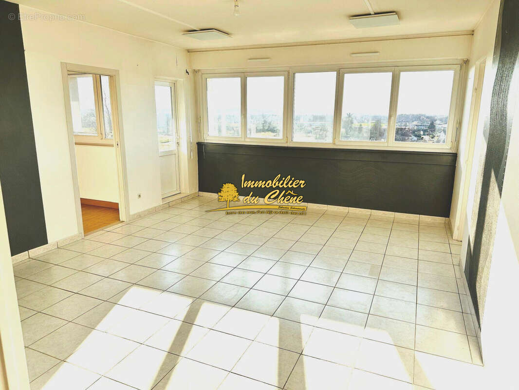Appartement à LUXEUIL-LES-BAINS