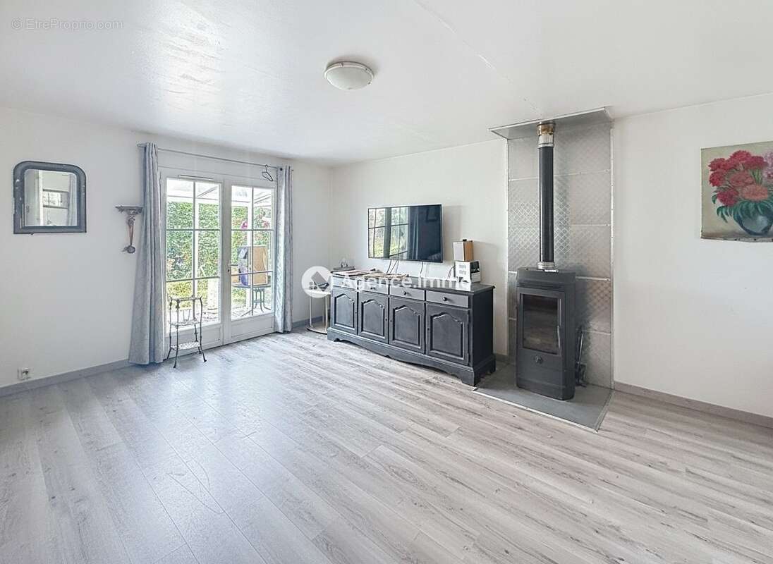 Maison 101 m² à Tours  - photo 2