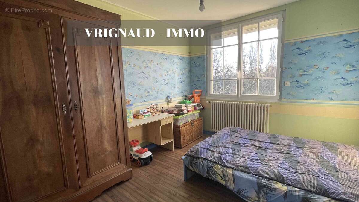 Maison à SAINT-PAUL-EN-PAREDS