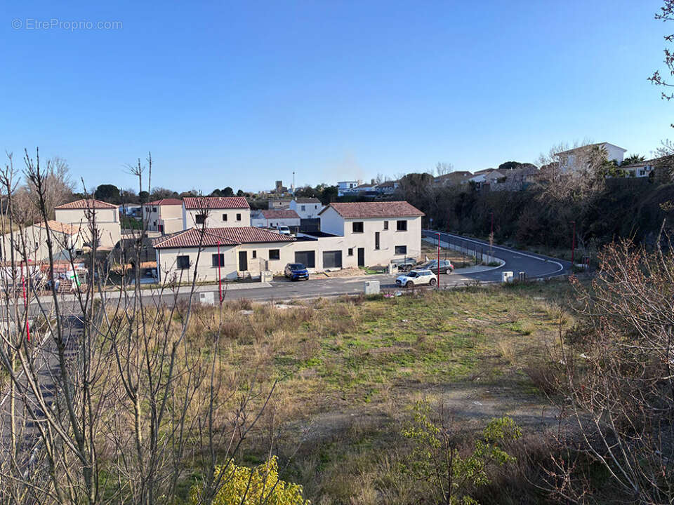 Terrain 355 m² à Saint-Thibery  - photo 2