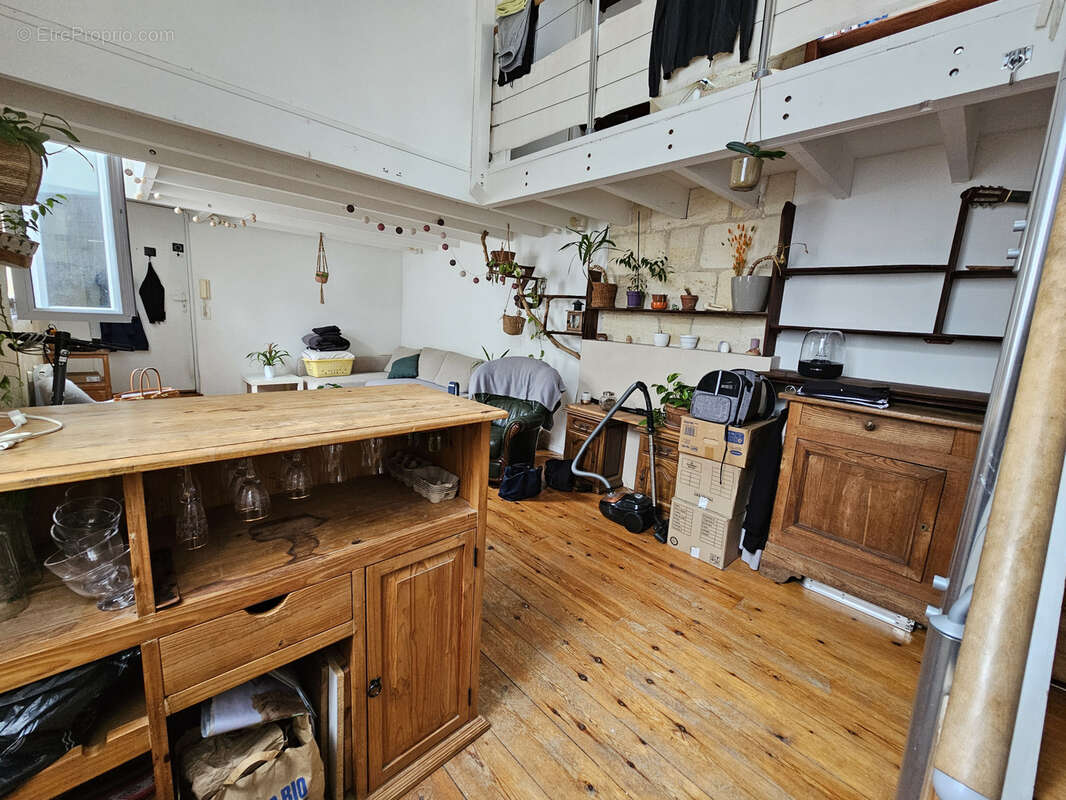 A vendre - appartement - grand t2 - chartrons - photo 2