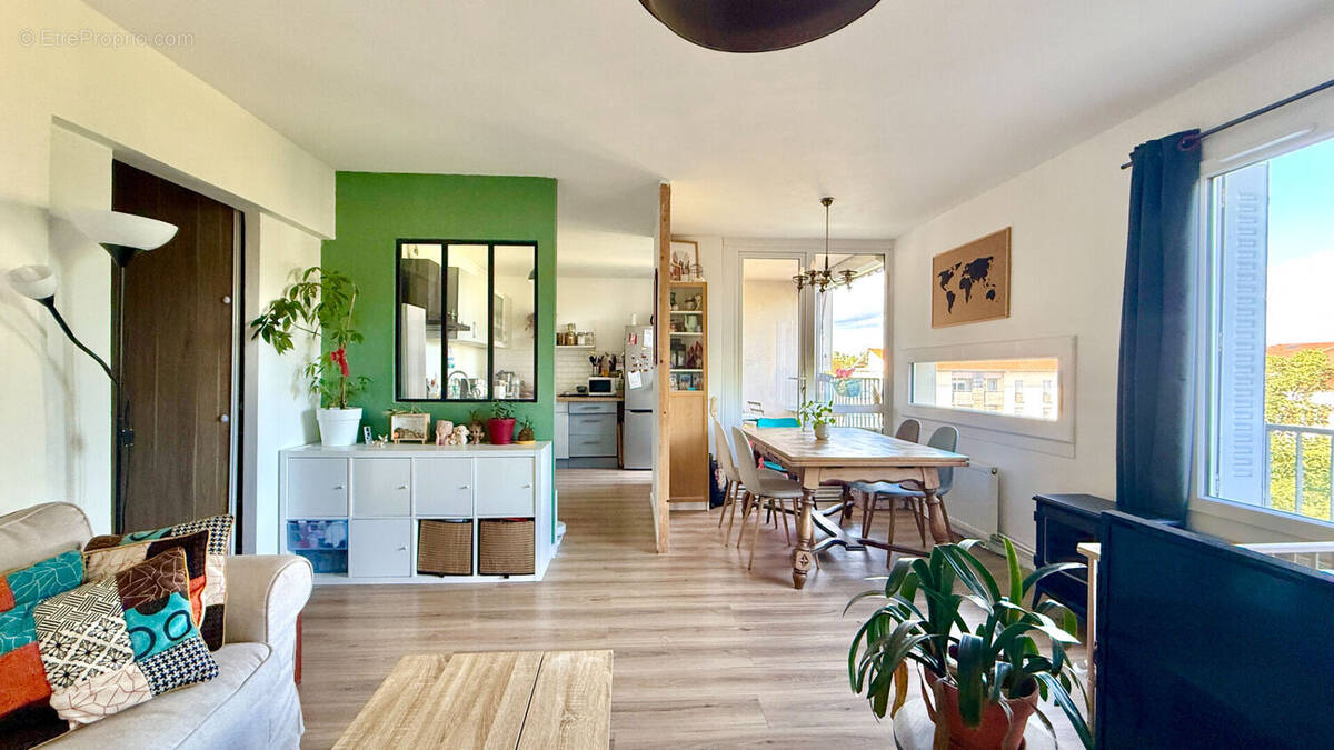Appartement à BRIGNAIS