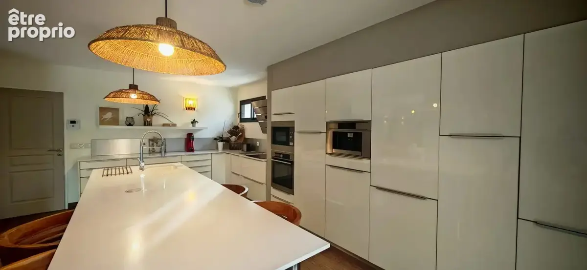 Saint Julien Les Villas - Maison familiale 255 m2   5 chambr - photo 8