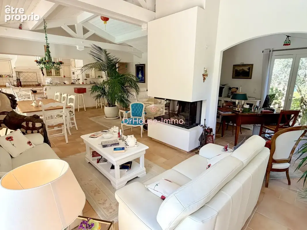 Maison 146 m² à Cotignac  - photo 12