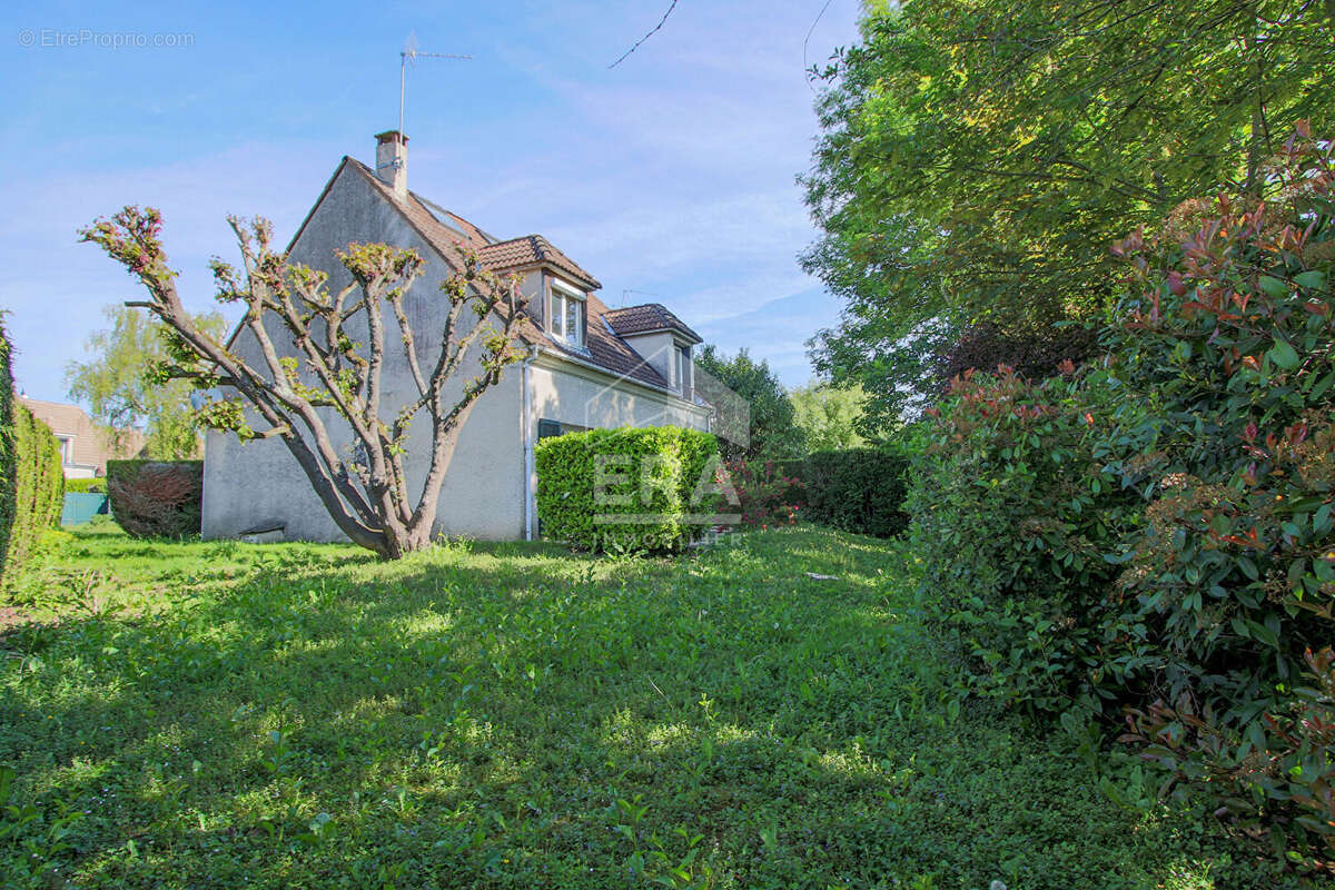 Maison 133m² à crespières - photo 4