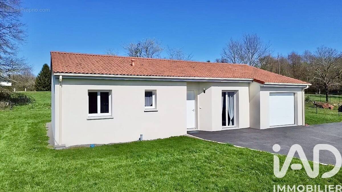 Photo 1 - Maison à COUZEIX