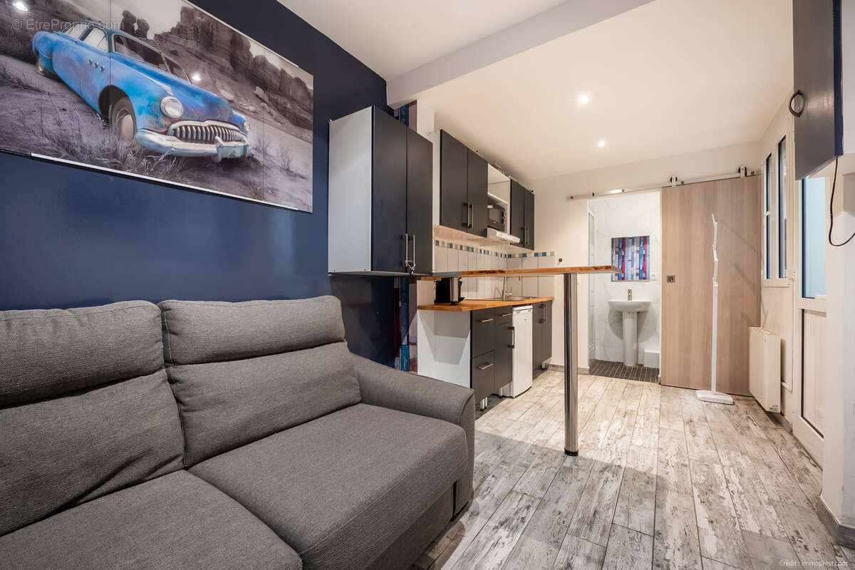 Appartement à PARIS-7E