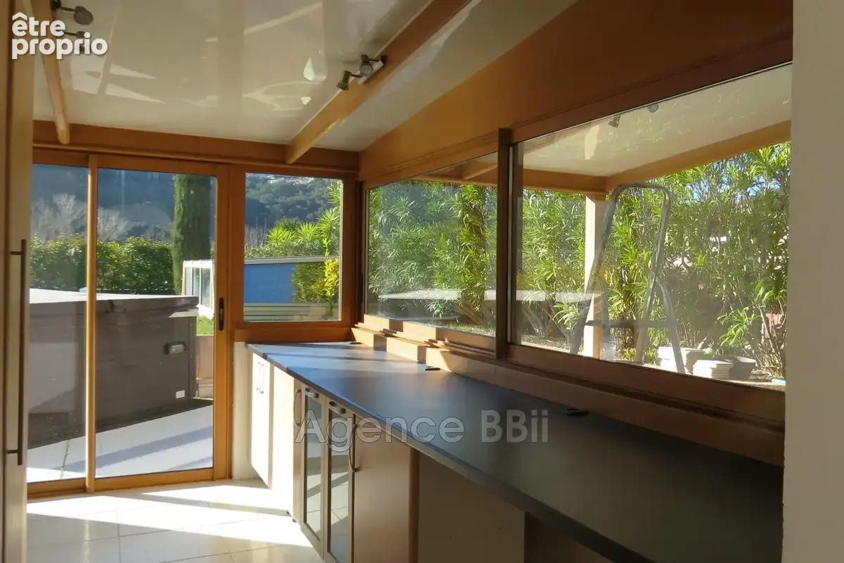Appartement 4 pièces 90 m² · à Mandelieu-la-Napoule · 90 m² · 799 000 €