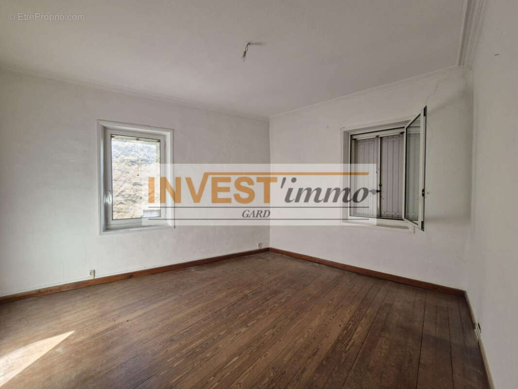 Maison à BOUILLARGUES