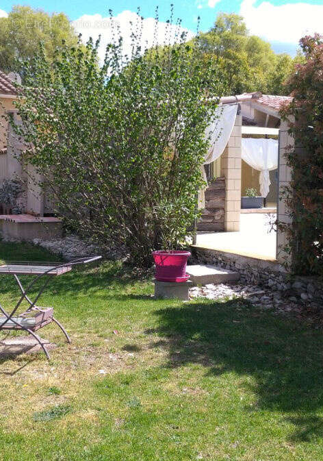 Maison à MOULES-ET-BAUCELS