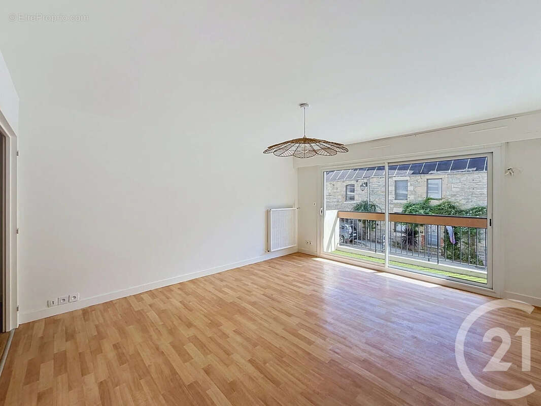 Appartement 70 m² à Lannion  - photo 2