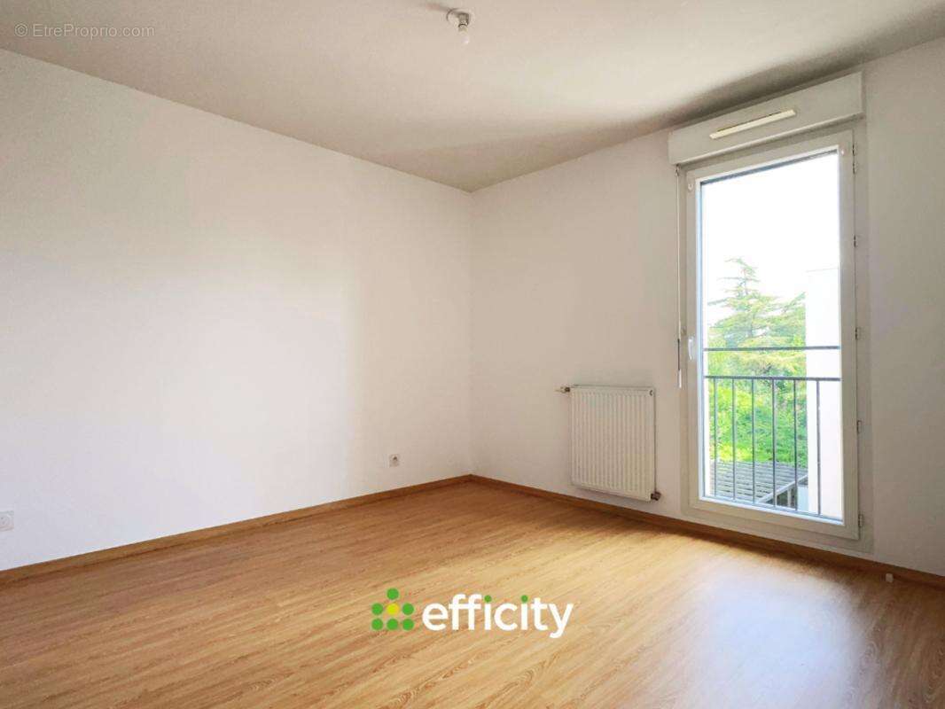 Appartement à OULLINS