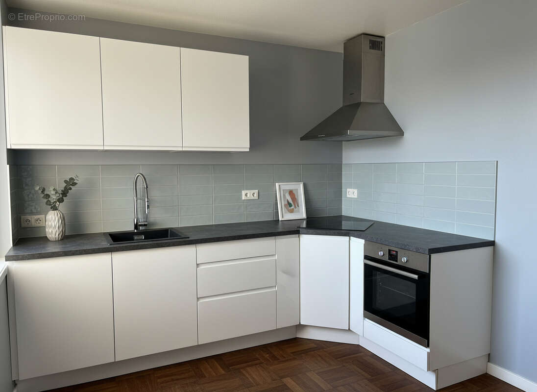 Appartement à ONET-LE-CHATEAU