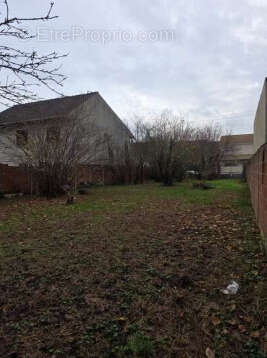 Terrain à TREMBLAY-EN-FRANCE